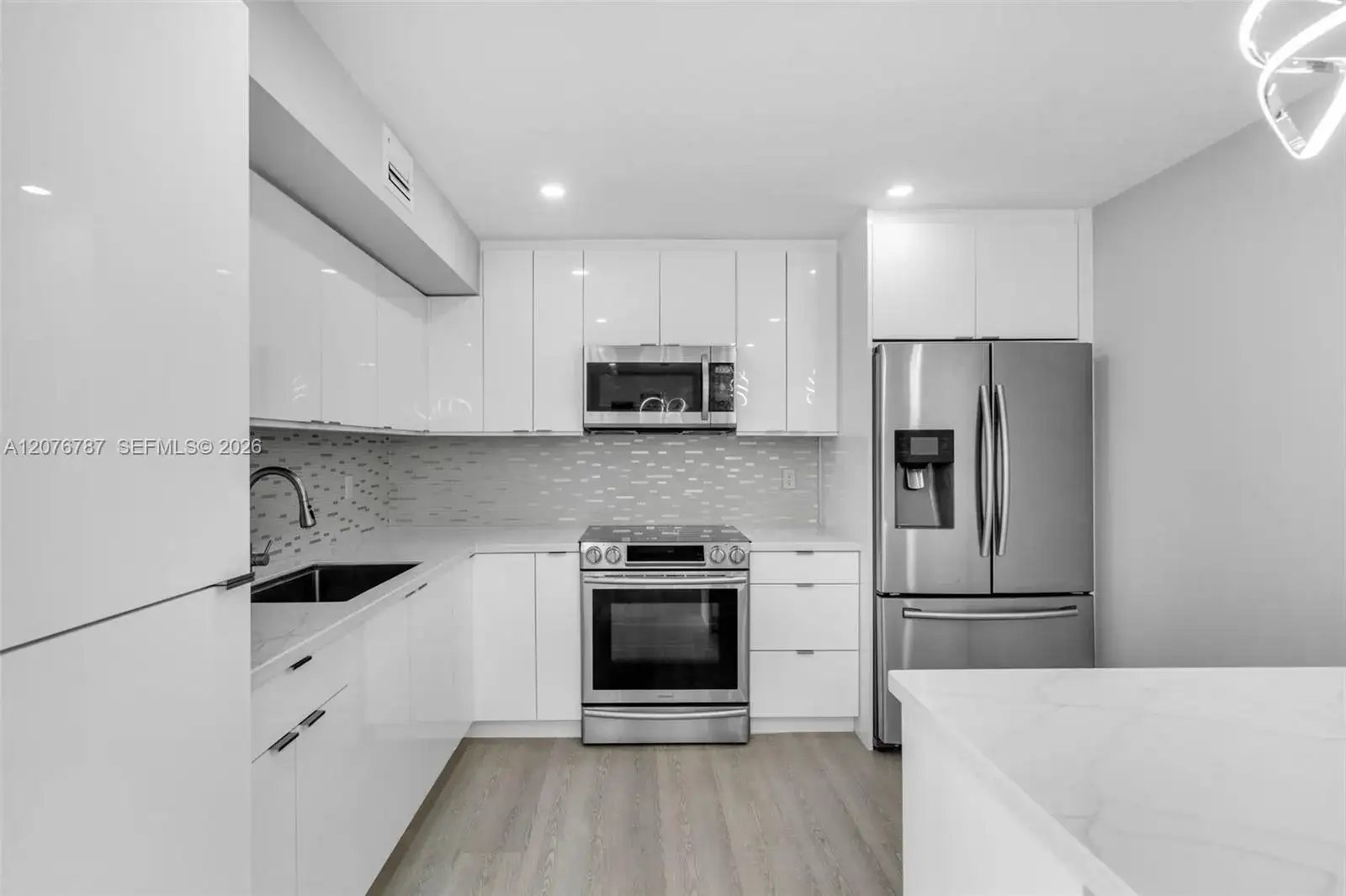 11755 SW 18th St # 409, Miami FL 33175 photo 3