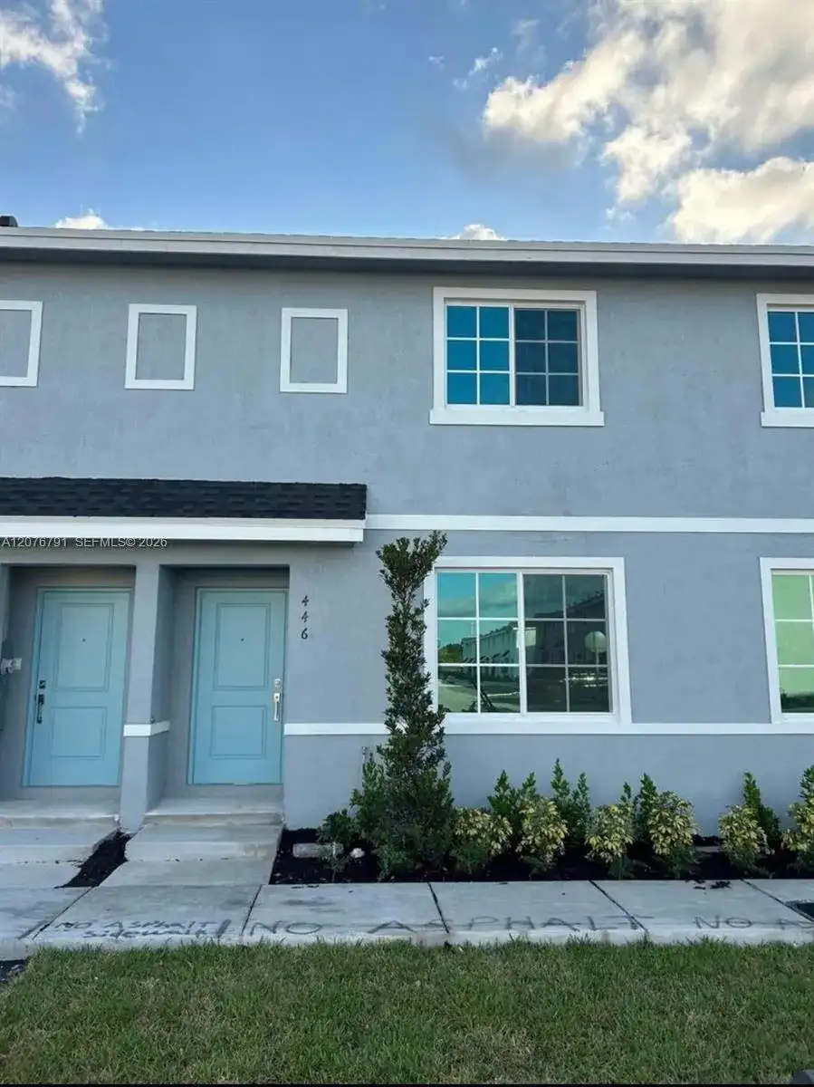 446 NW 11th Ave # 446, Florida City FL 33034 photo 2