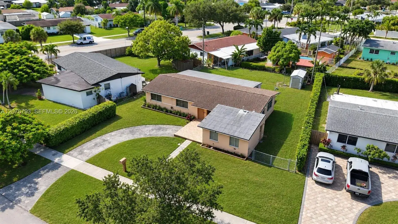 9500 Cutler Ridge Dr, Cutler Bay FL 33157 photo 3