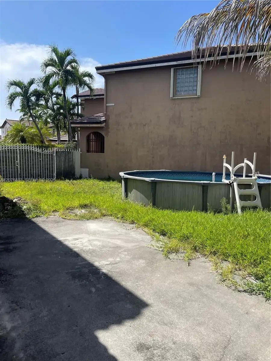 15523 SW 36th Ter, Miami FL 33185 photo 4