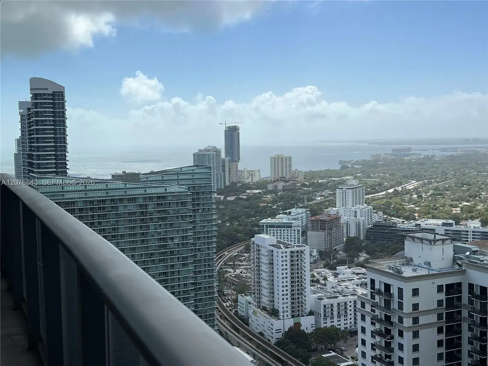 45 SW 9th St # 4408, Miami FL 33130 photo 2