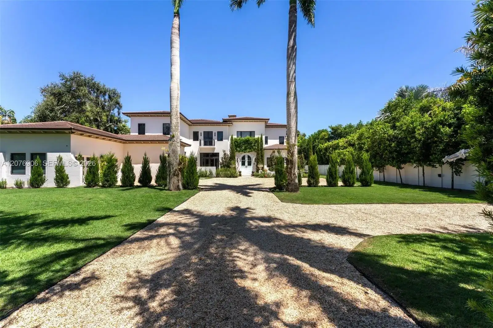 8345 Ponce De Leon Rd, Miami FL 33143 photo 2