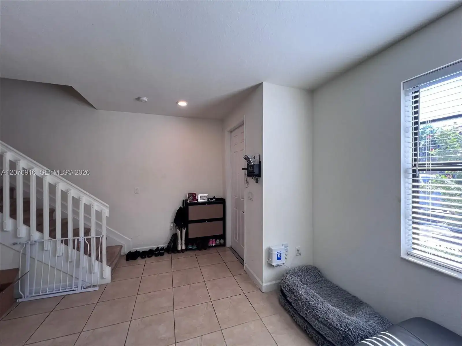 9335 W 33rd Ave, Hialeah FL 33018 photo 2