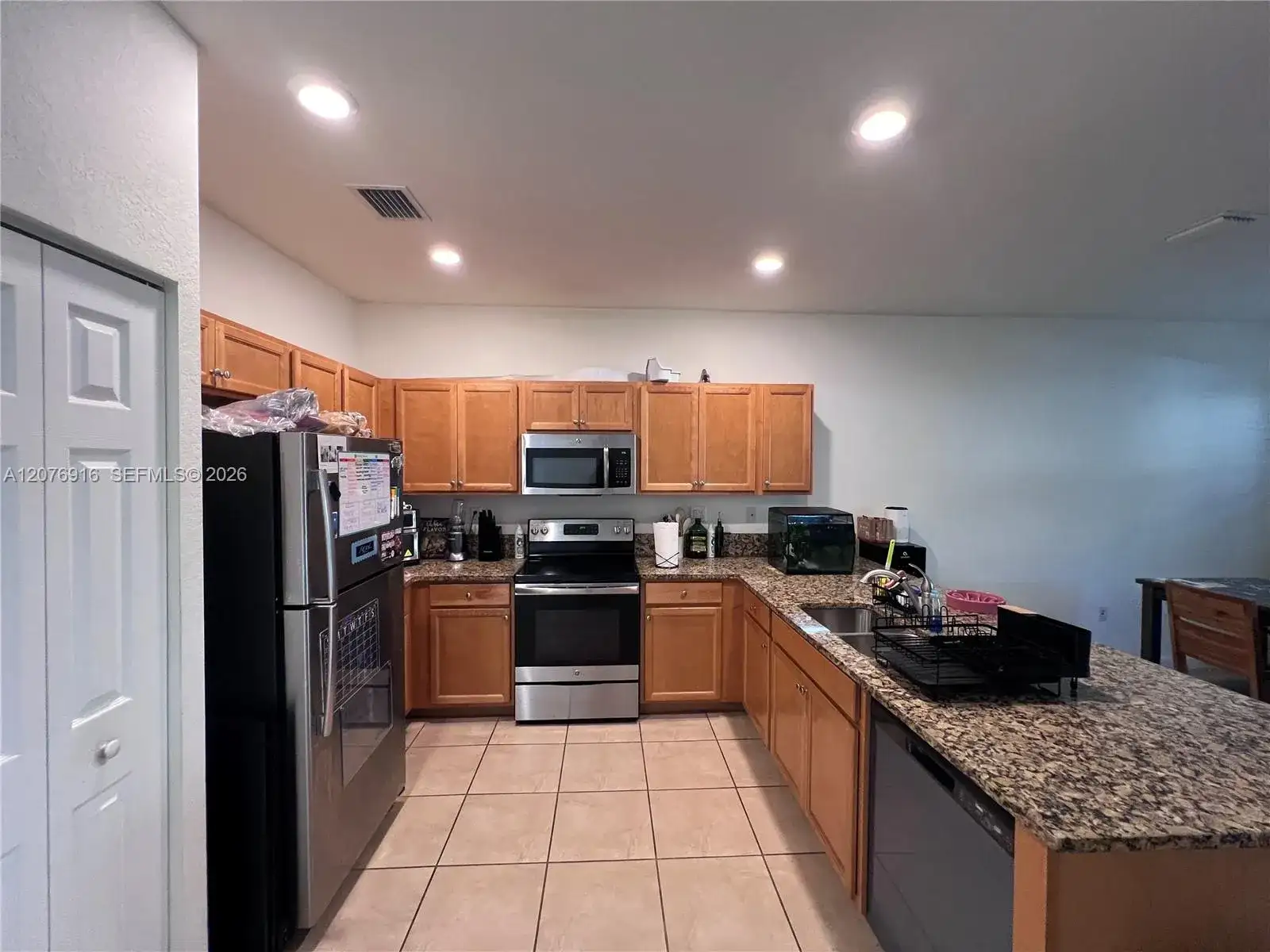 9335 W 33rd Ave, Hialeah FL 33018 photo 3