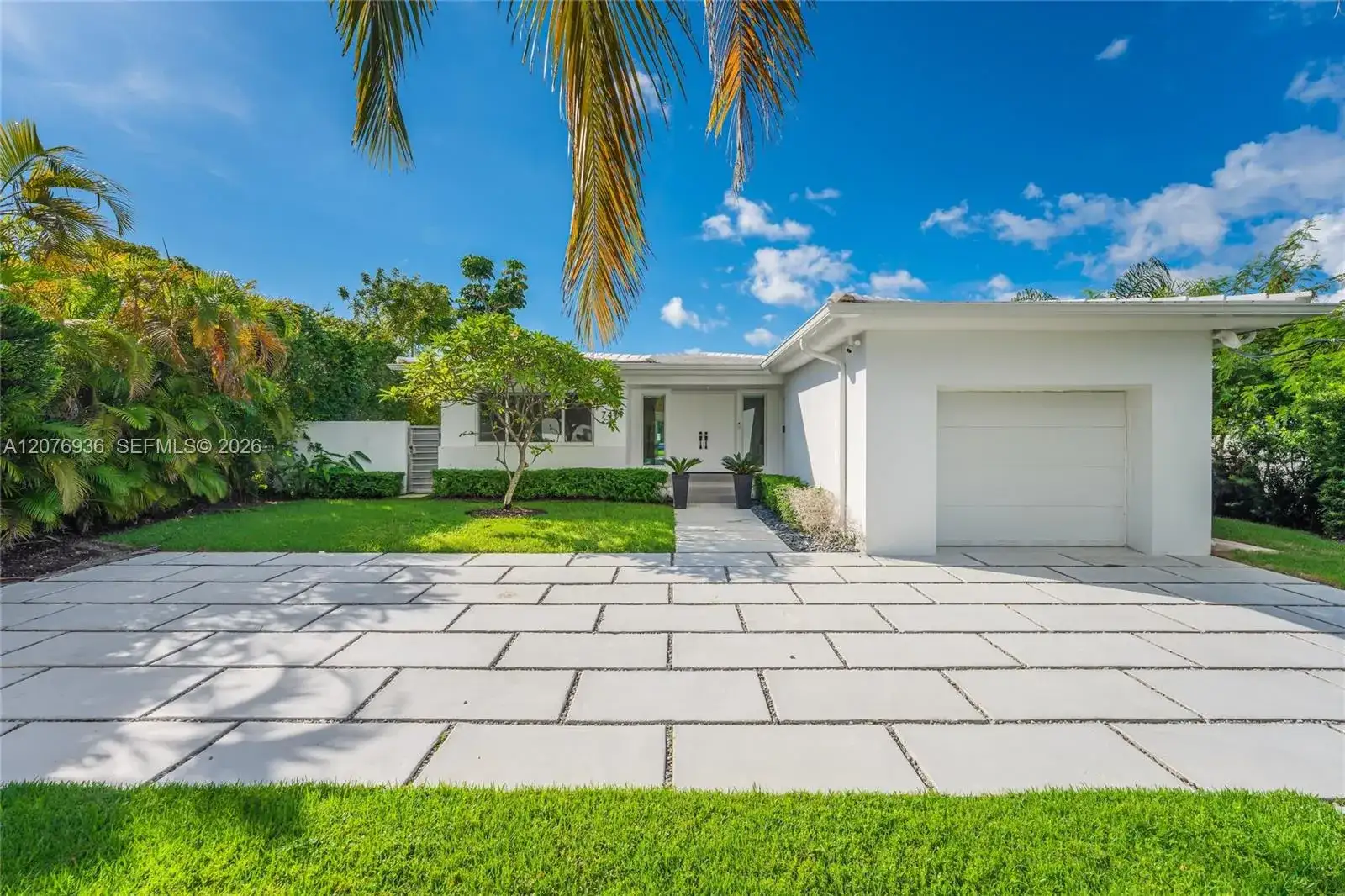 740 S Shore Dr, Miami Beach FL 33141 photo 3