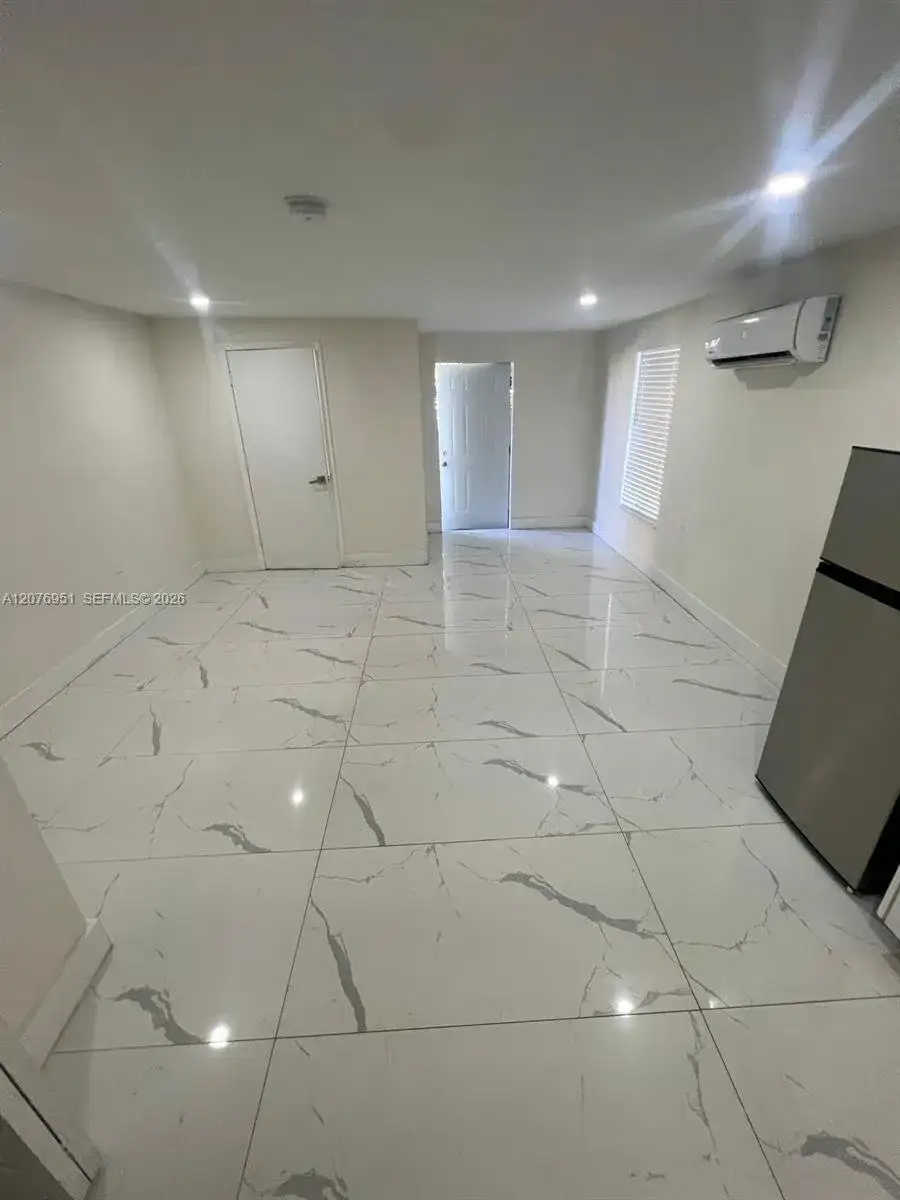4750 NW 5th St # 2, Miami FL 33126 photo 2