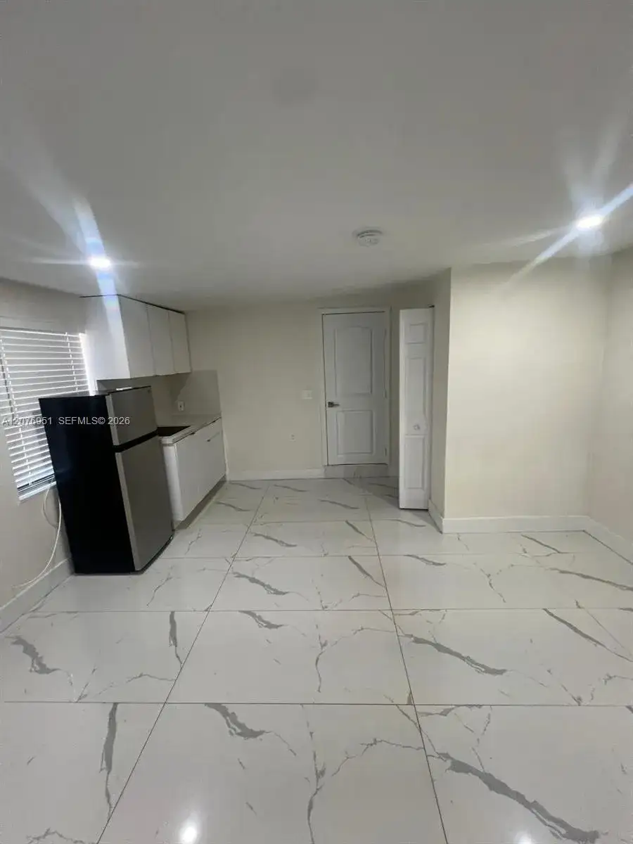 4750 NW 5th St # 2, Miami FL 33126 photo 3