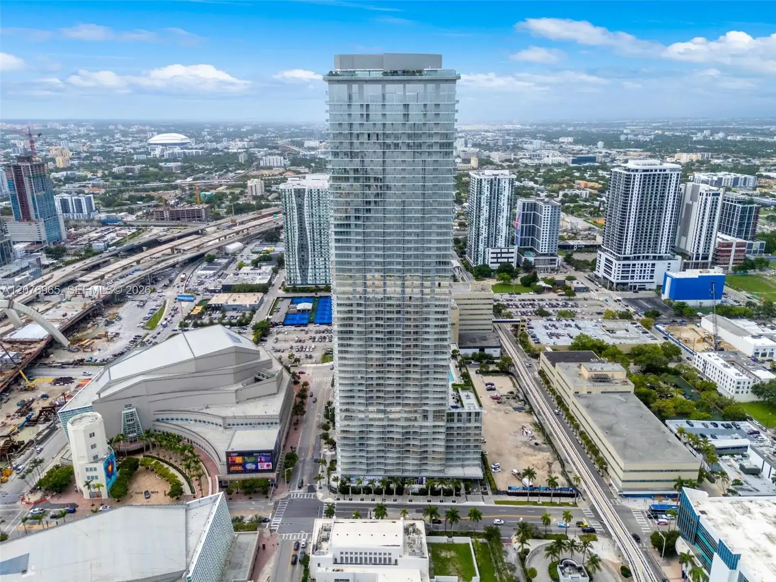 1400 Biscayne Blvd # 2305, Miami FL 33132 photo 3