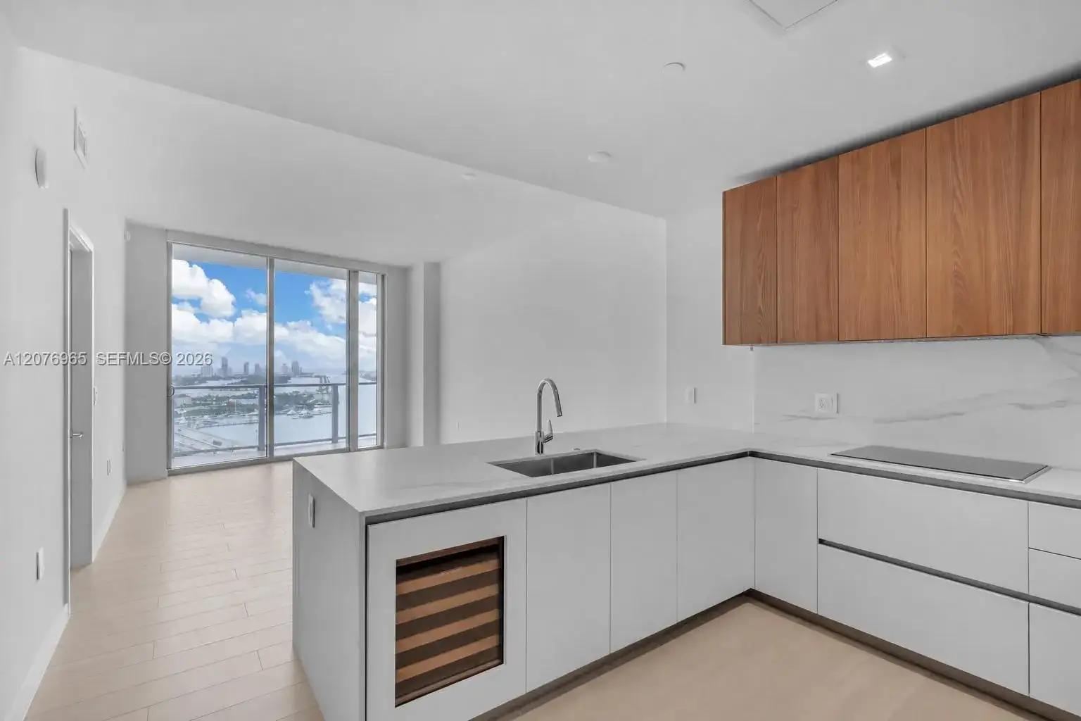 1400 Biscayne Blvd # 2305, Miami FL 33132 photo 5