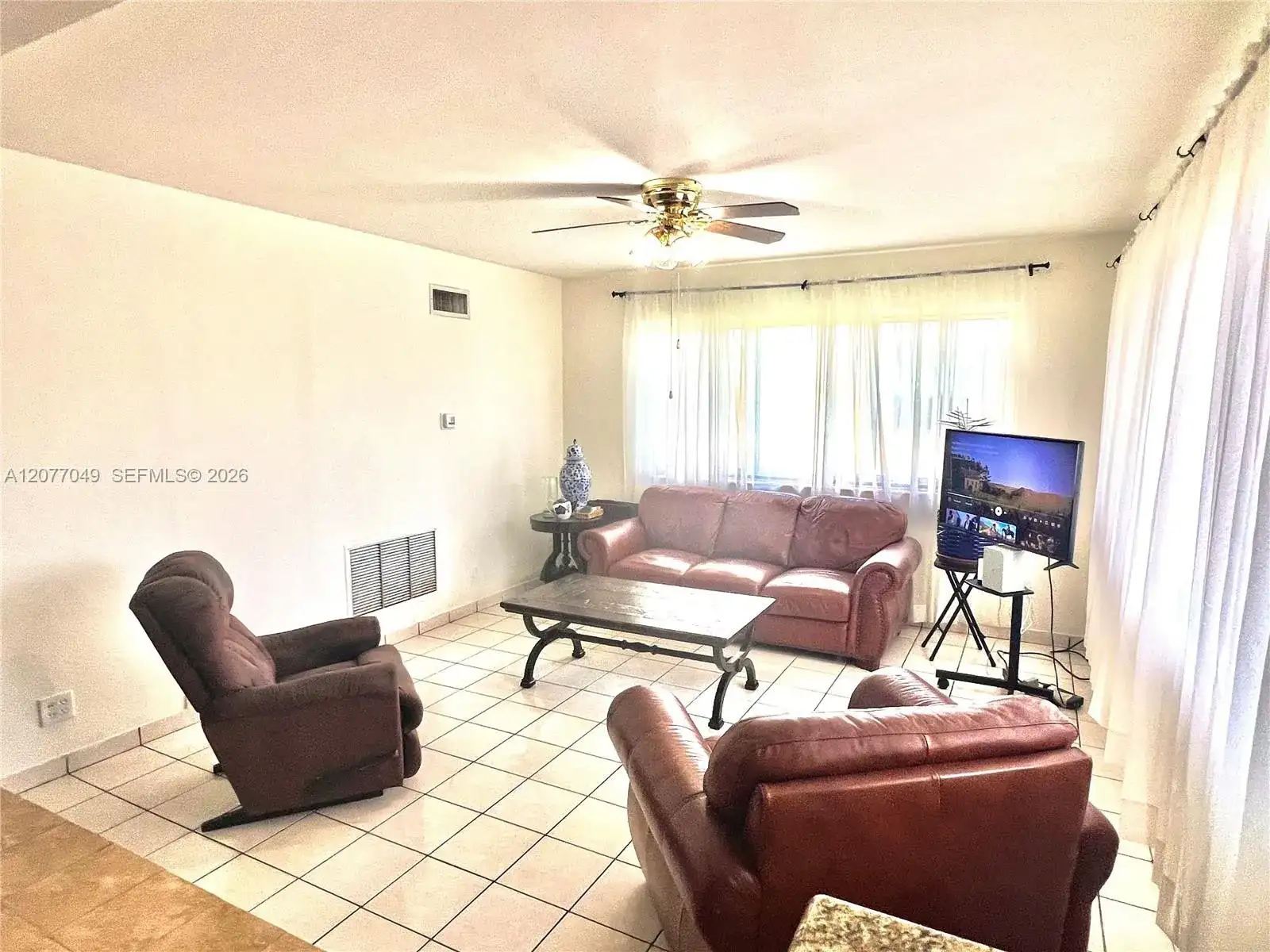 106 N 32nd Ave, Hollywood FL 33021 photo 3