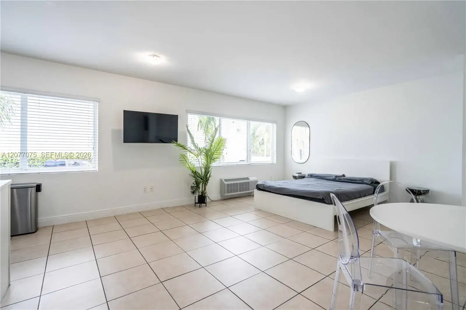 6971 Carlyle Ave # 102, Miami Beach FL 33141 photo 2