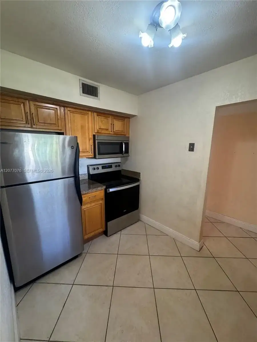 8601 SW 94th St # 103W, Miami FL 33156 photo 3