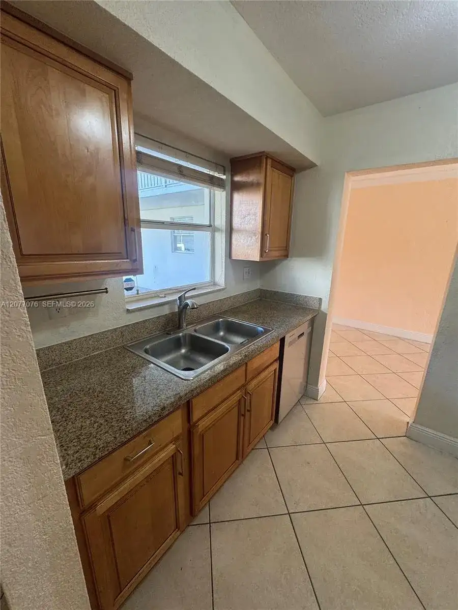 8601 SW 94th St # 103W, Miami FL 33156 photo 4