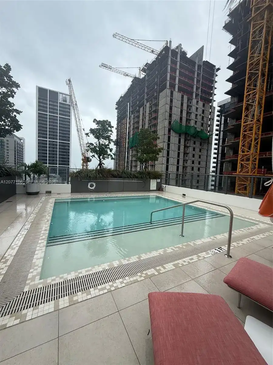 11 NE 6th St # 706, Miami FL 33132 photo 4