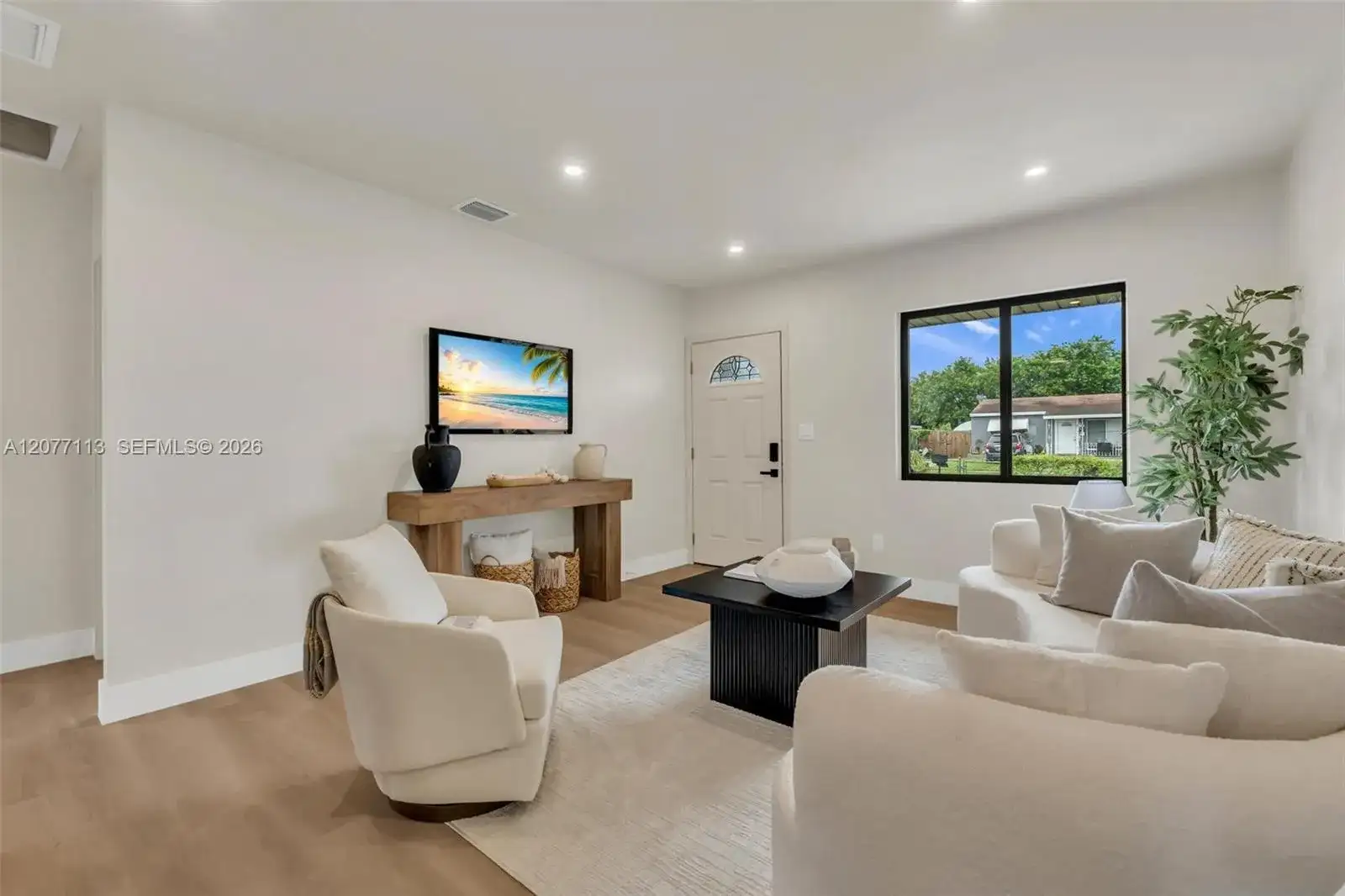 2651 Fletcher Ct, Hollywood FL 33020 photo 4