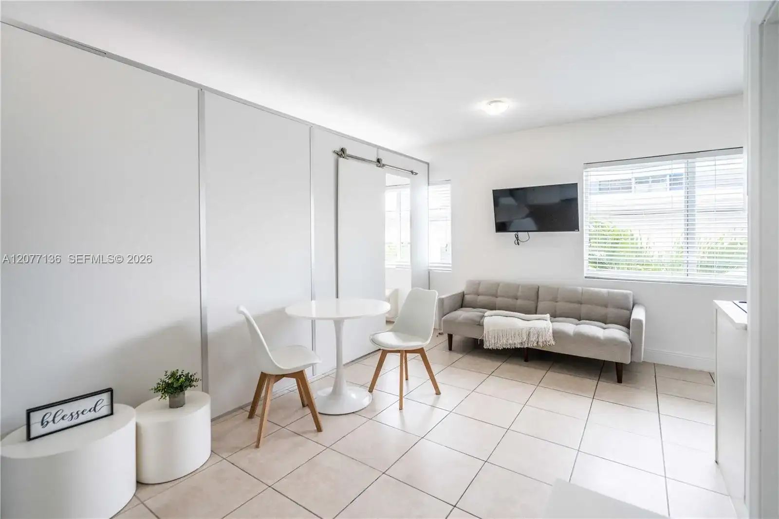 6971 Carlyle Ave # 207, Miami Beach FL 33141 photo 3