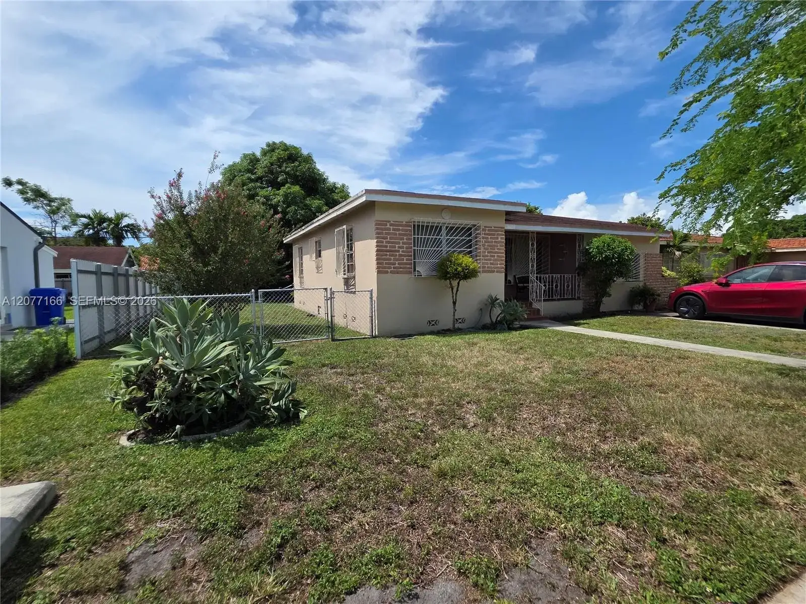 3070 NW 6th St, Miami FL 33125 photo 5