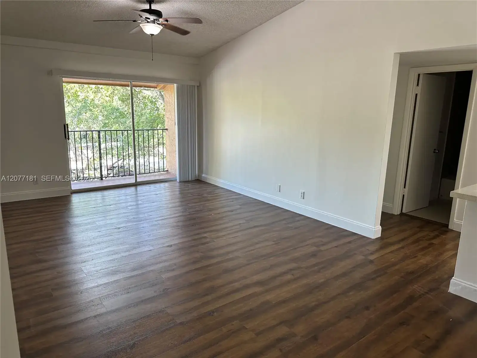 10757 Cleary Blvd # 307, Plantation FL 33324 photo 2