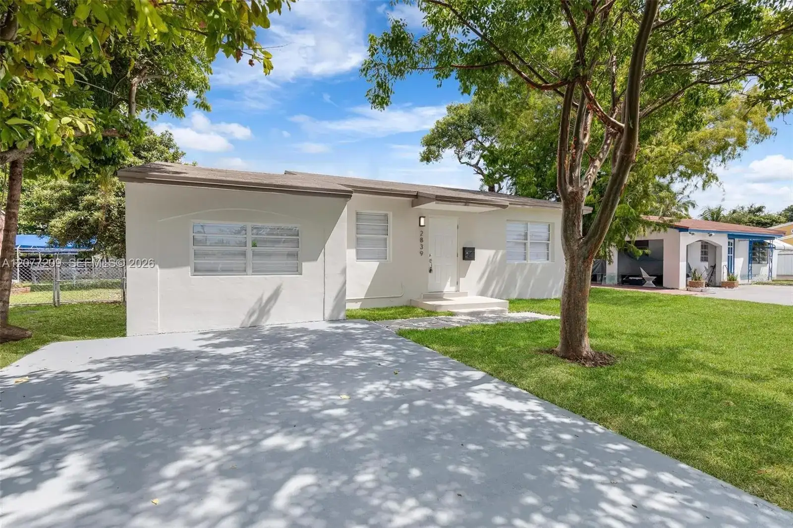 2839 Mayo St, Hollywood FL 33020 photo 2