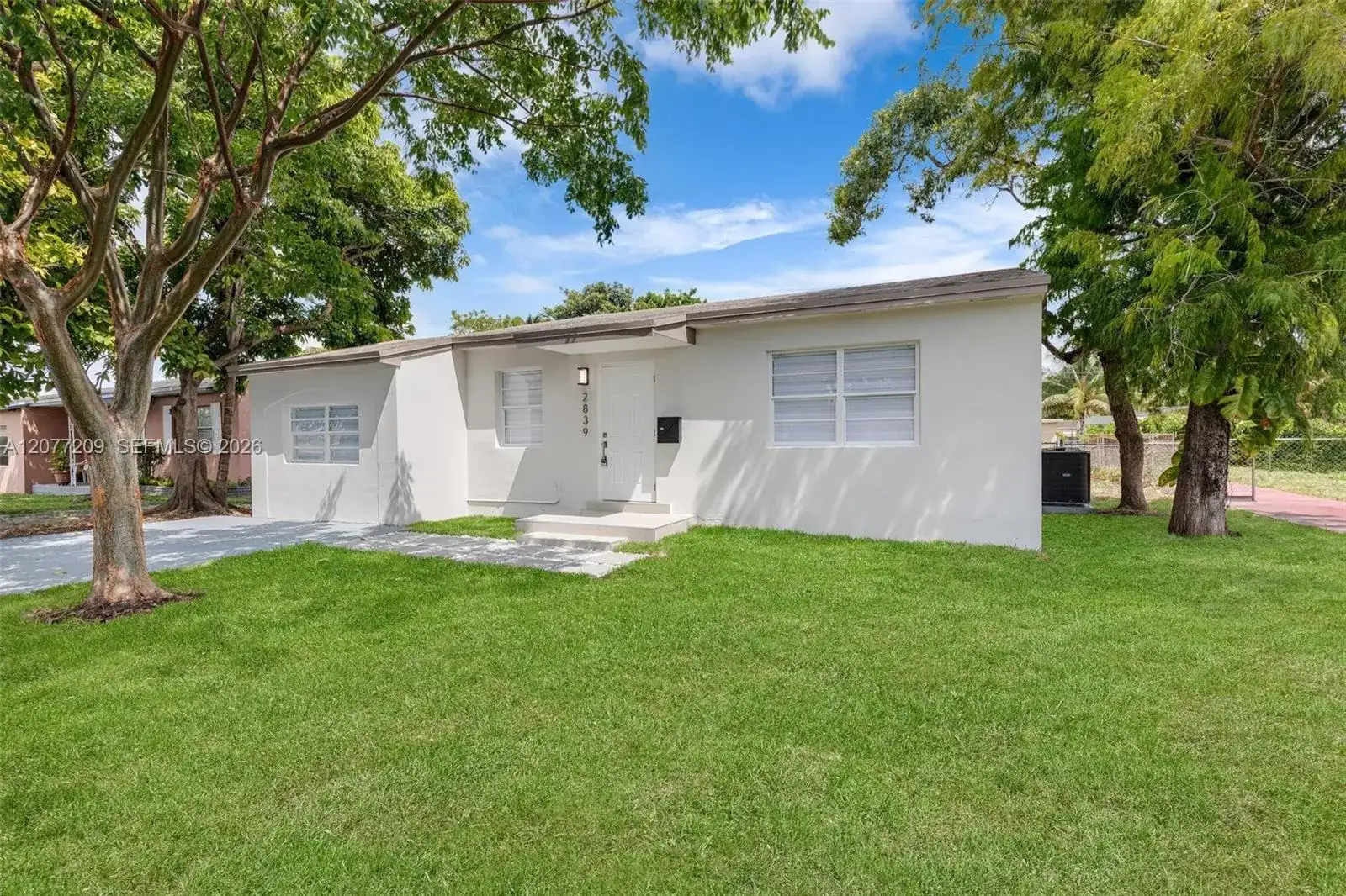 2839 Mayo St, Hollywood FL 33020 photo 3