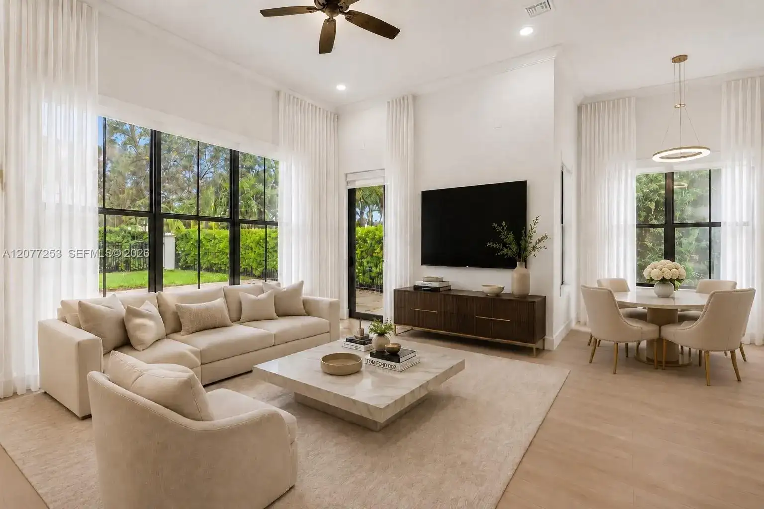 8527 NW 39th Ct, Cooper City FL 33024 photo 4
