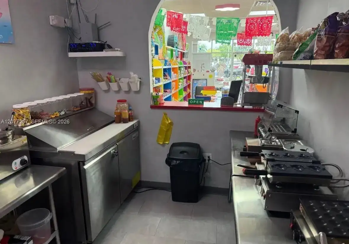 1801 NE 8th St, Homestead FL 33033 photo 3
