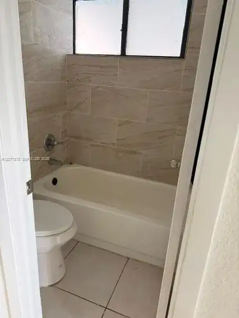 8215 SW 152 AV # 414, Miami FL 33193 photo 2