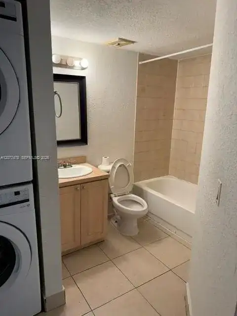 8215 SW 152 AV # 414, Miami FL 33193 photo 5