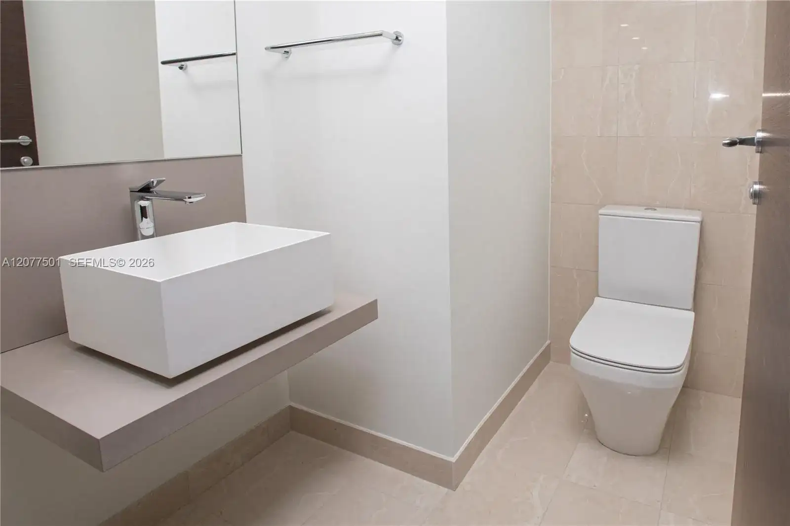 1000 Brickell Plz # 2610, Miami FL 33131 photo 4