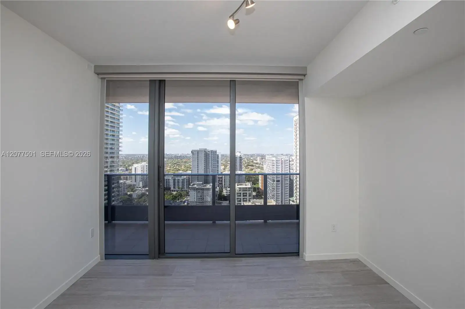 1000 Brickell Plz # 2610, Miami FL 33131 photo 5