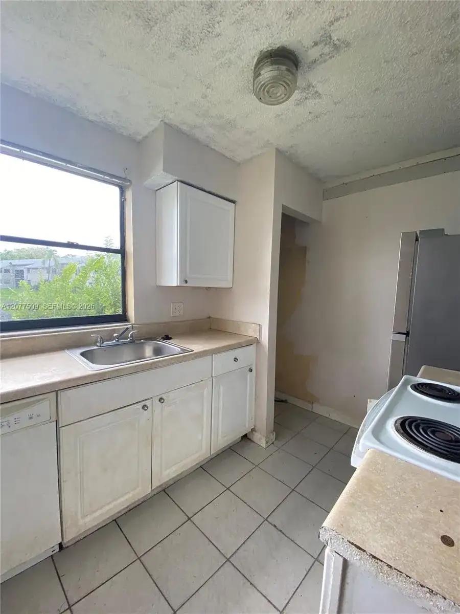 820 N Franklin Ave # 820J, Homestead FL 33034 photo 4