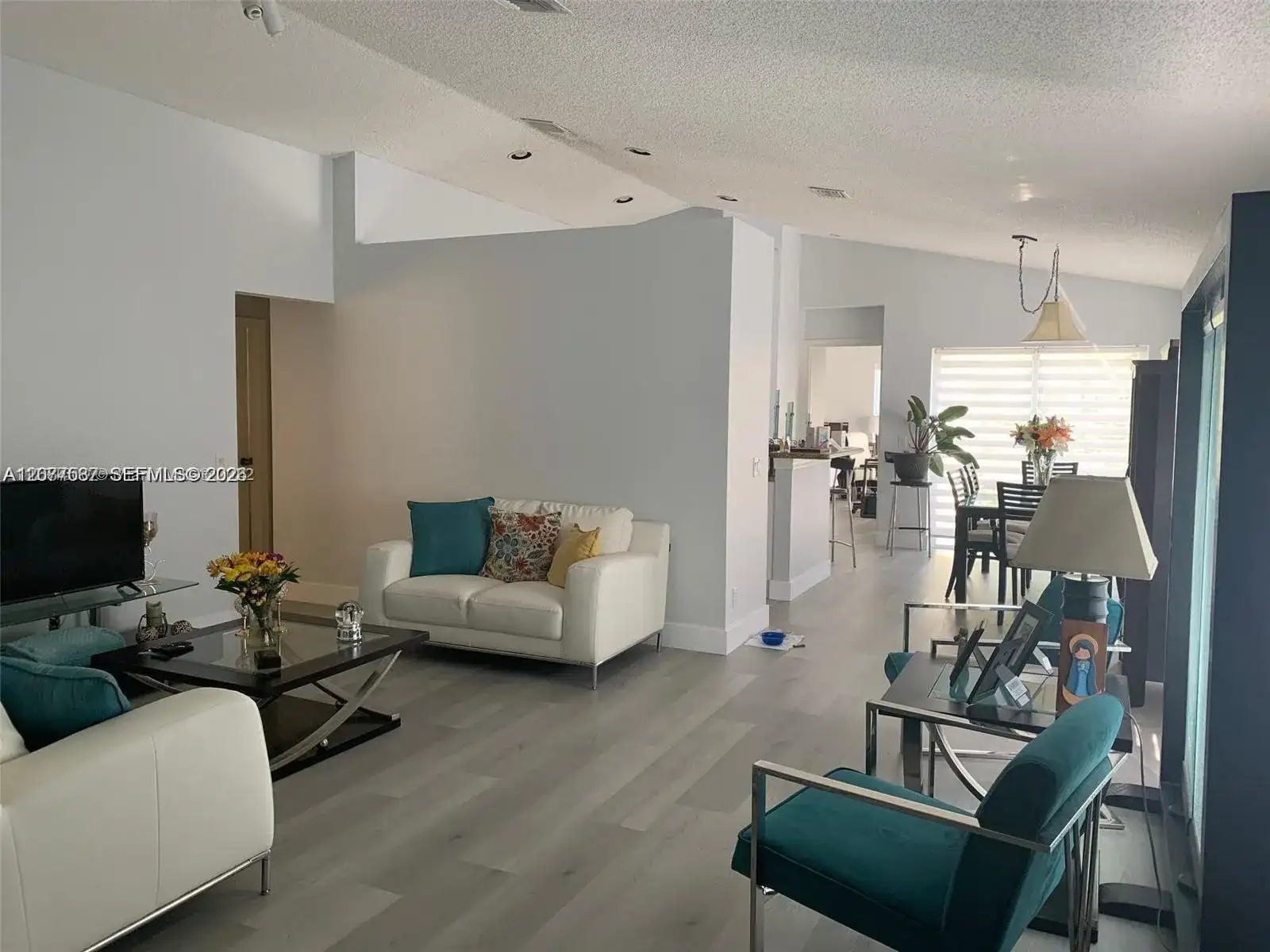 1477 Majesty Ter, Weston FL 33327 photo 2