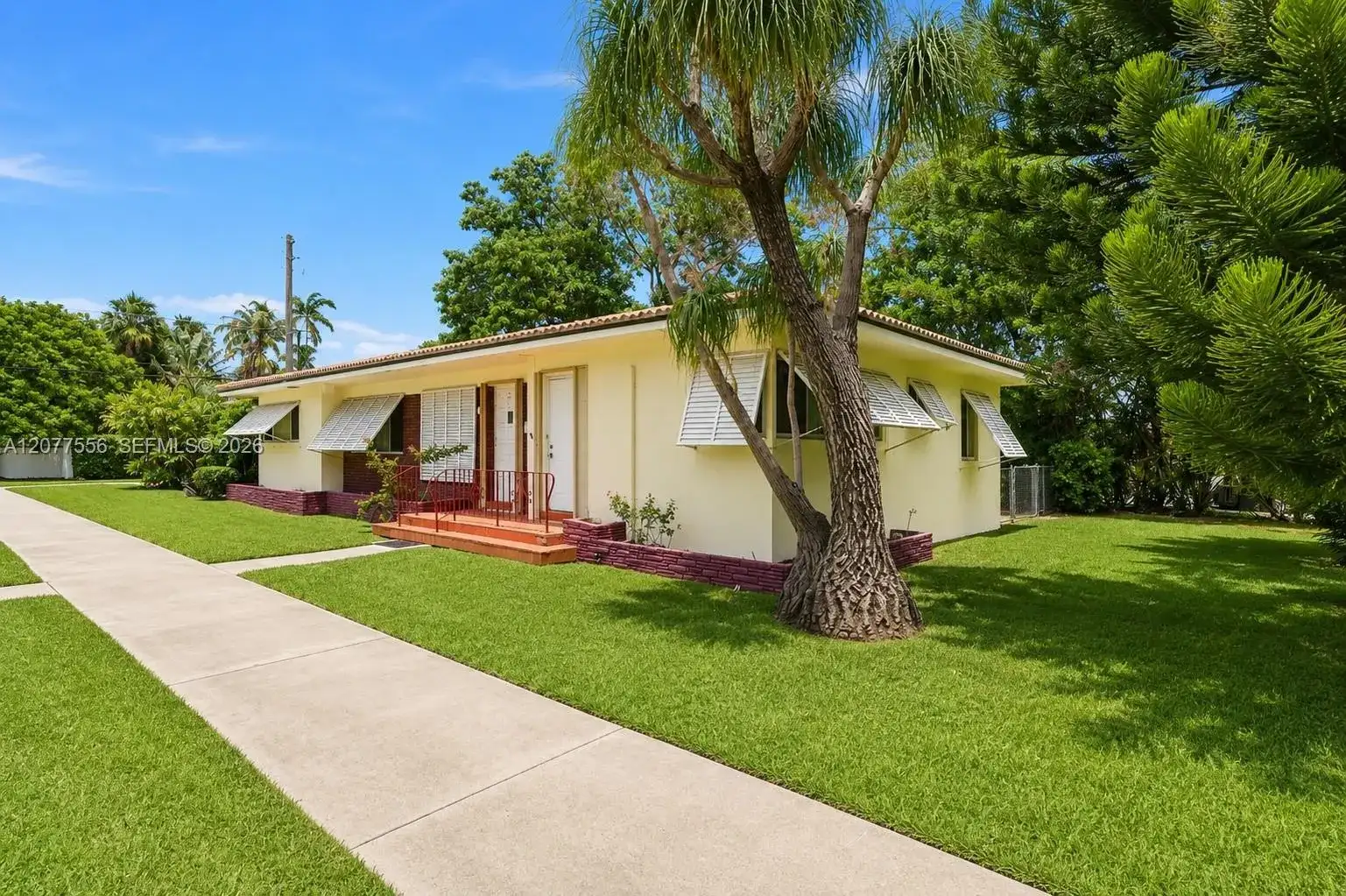 425 S 15th Ave, Hollywood FL 33020 photo 4