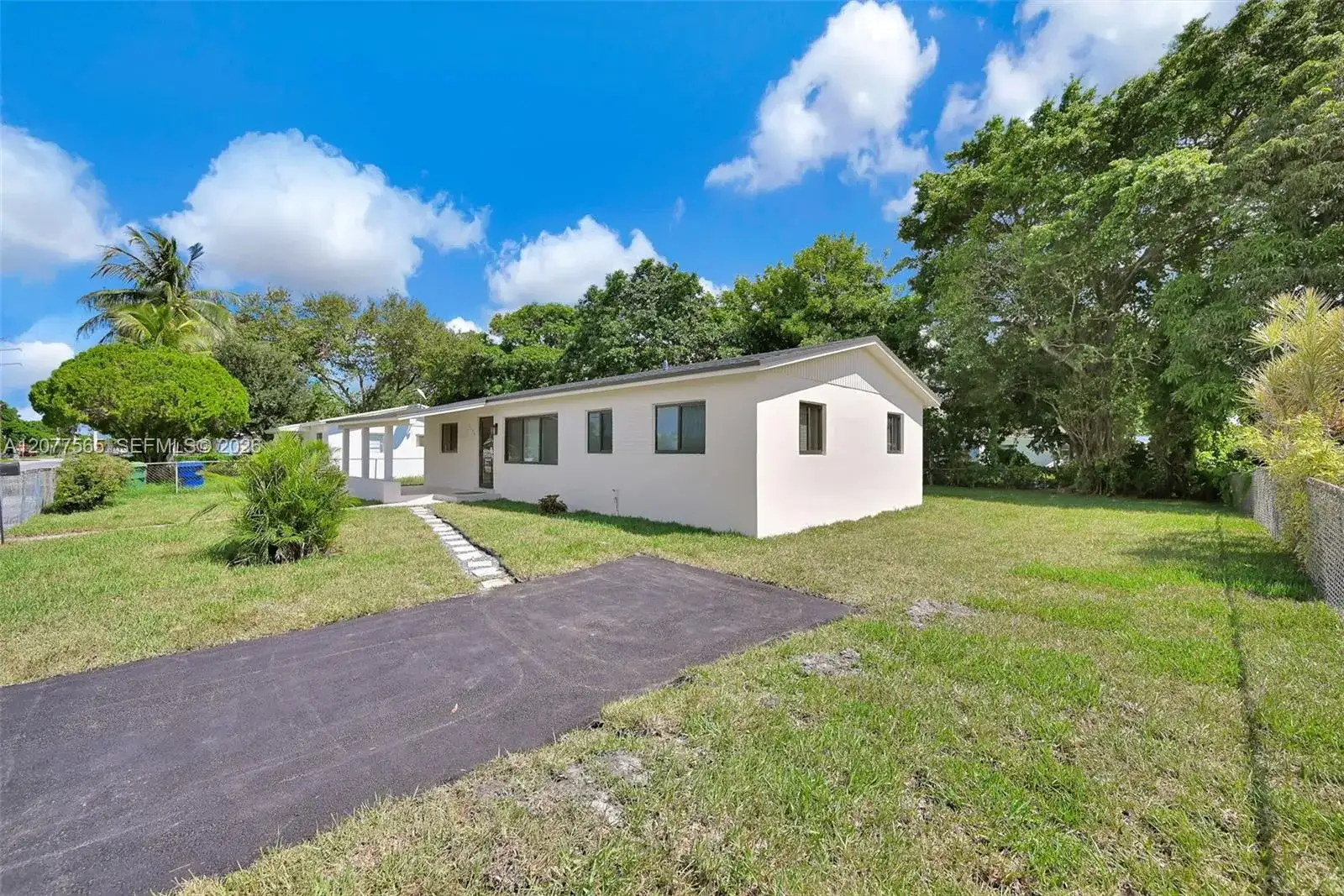 2470 NW 179th St, Miami Gardens FL 33056 photo 4
