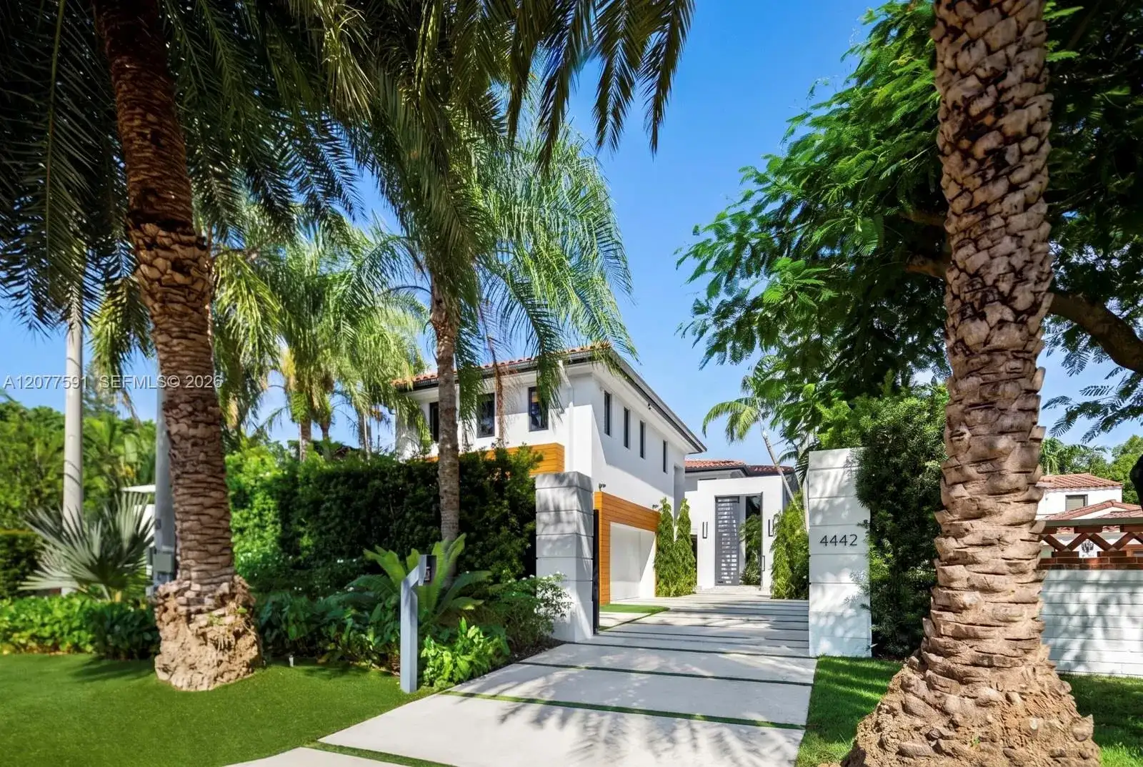 4442 Prairie Ave, Miami Beach FL 33140 photo 2