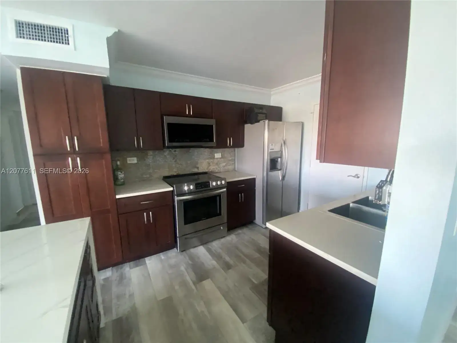 800 NE 195th St # 709, Miami FL 33179 photo 2