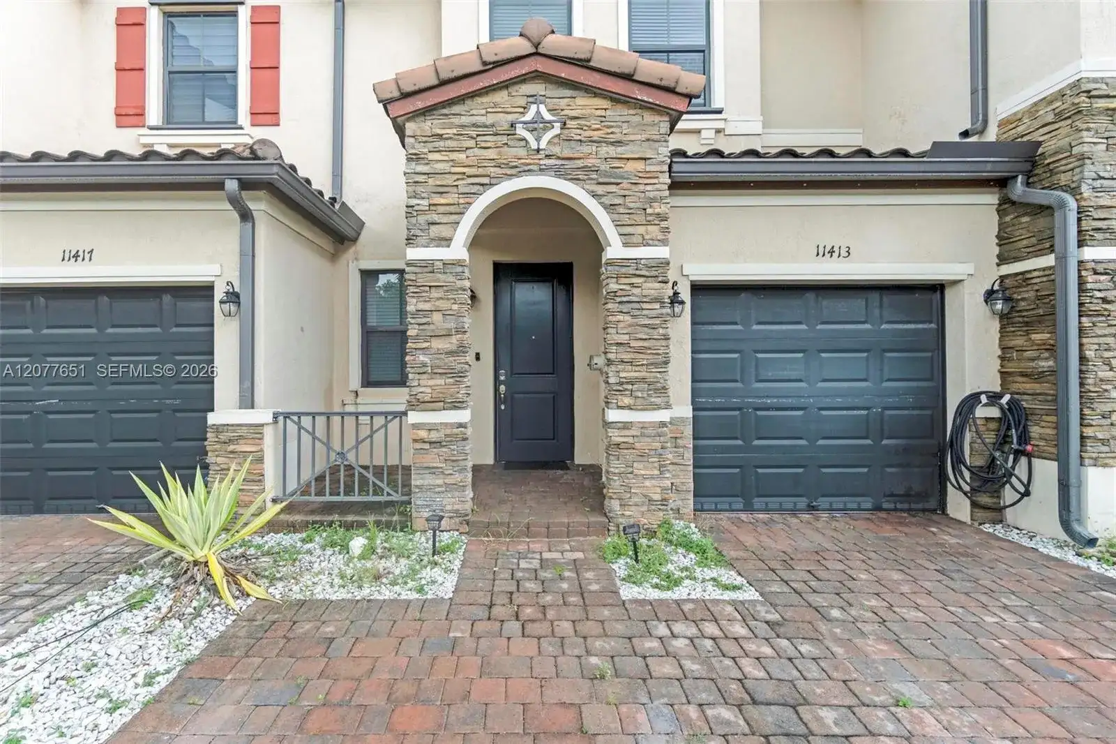 11413 SW 253 St, Homestead FL 33032 photo 2