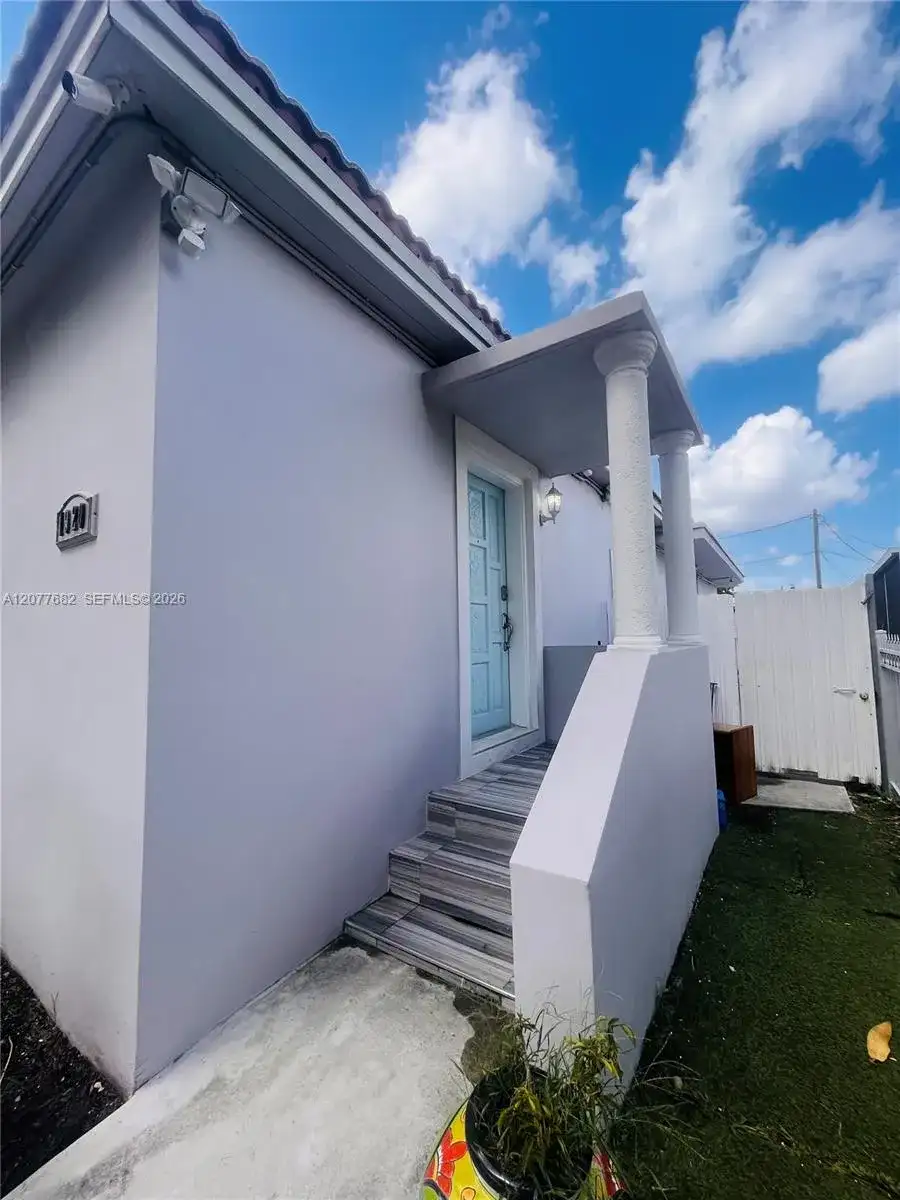 1920 NW 32nd Ave, Miami FL 33125 photo 2