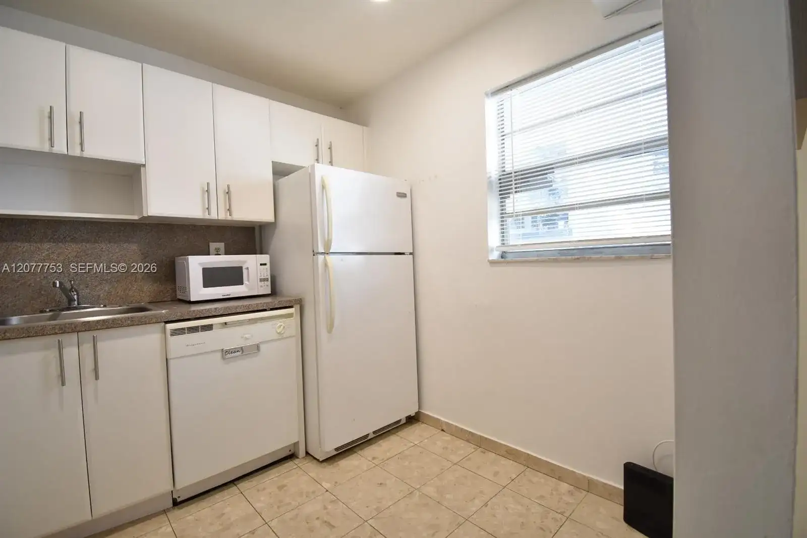 1605 Meridian Ave # 202, Miami Beach FL 33139 photo 5