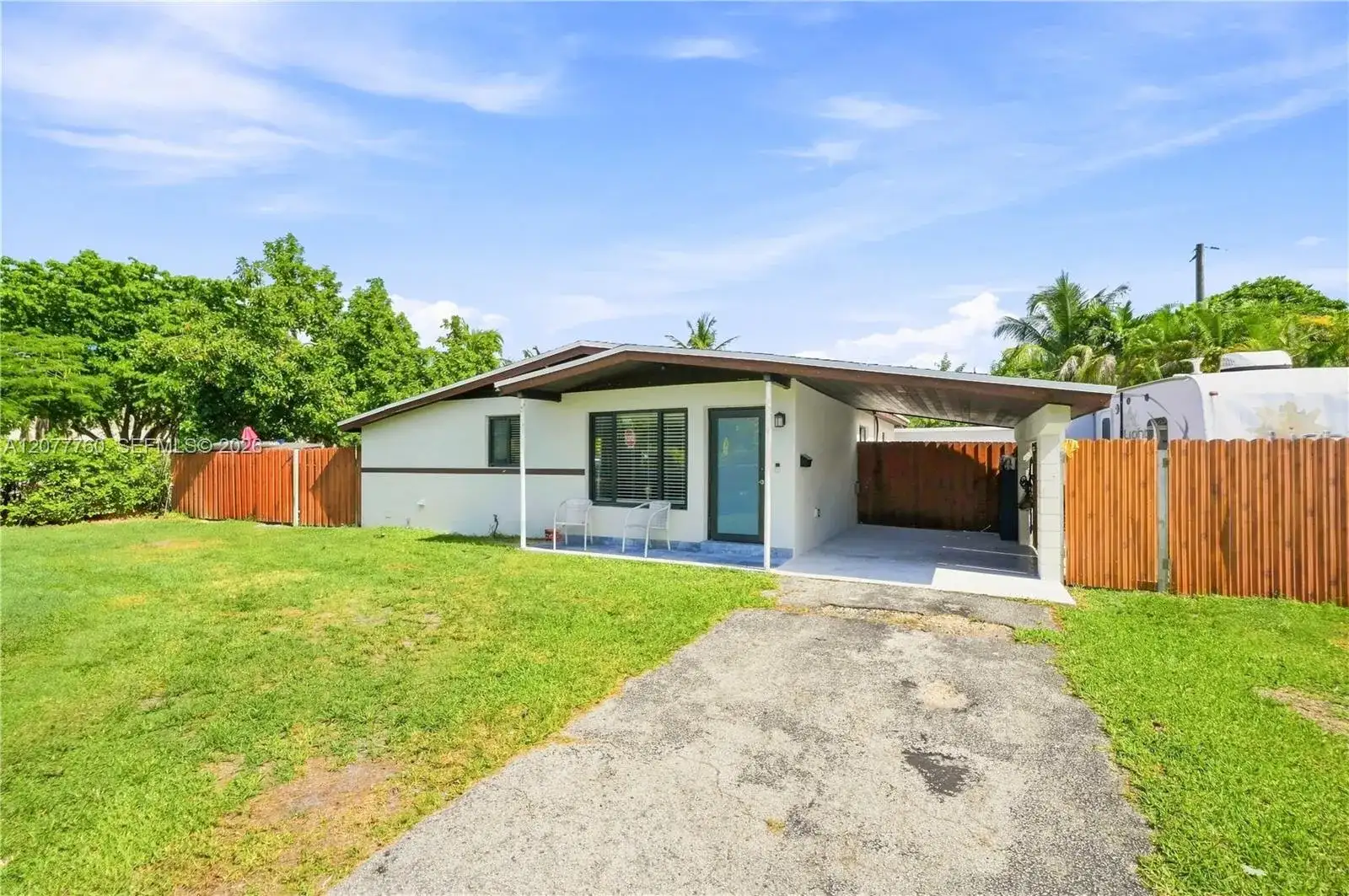 10125 SW 84th St, Miami FL 33173 photo 2