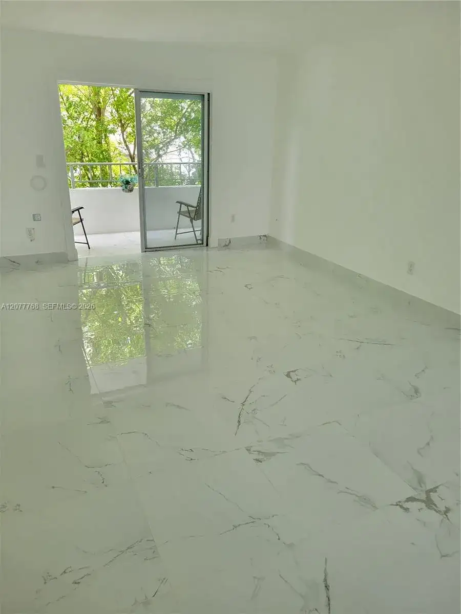 1610 Lenox Ave # 308, Miami Beach FL 33139 photo 4