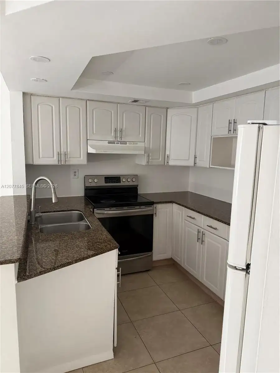 8335 SW 152nd Ave # B412, Miami FL 33193 photo 4
