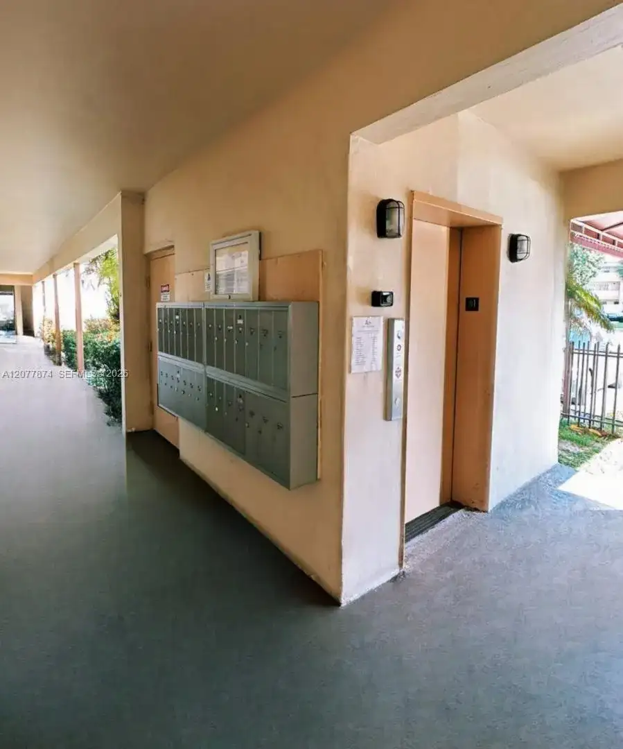 1885 NE 121st St # 16, North Miami FL 33181 photo 5
