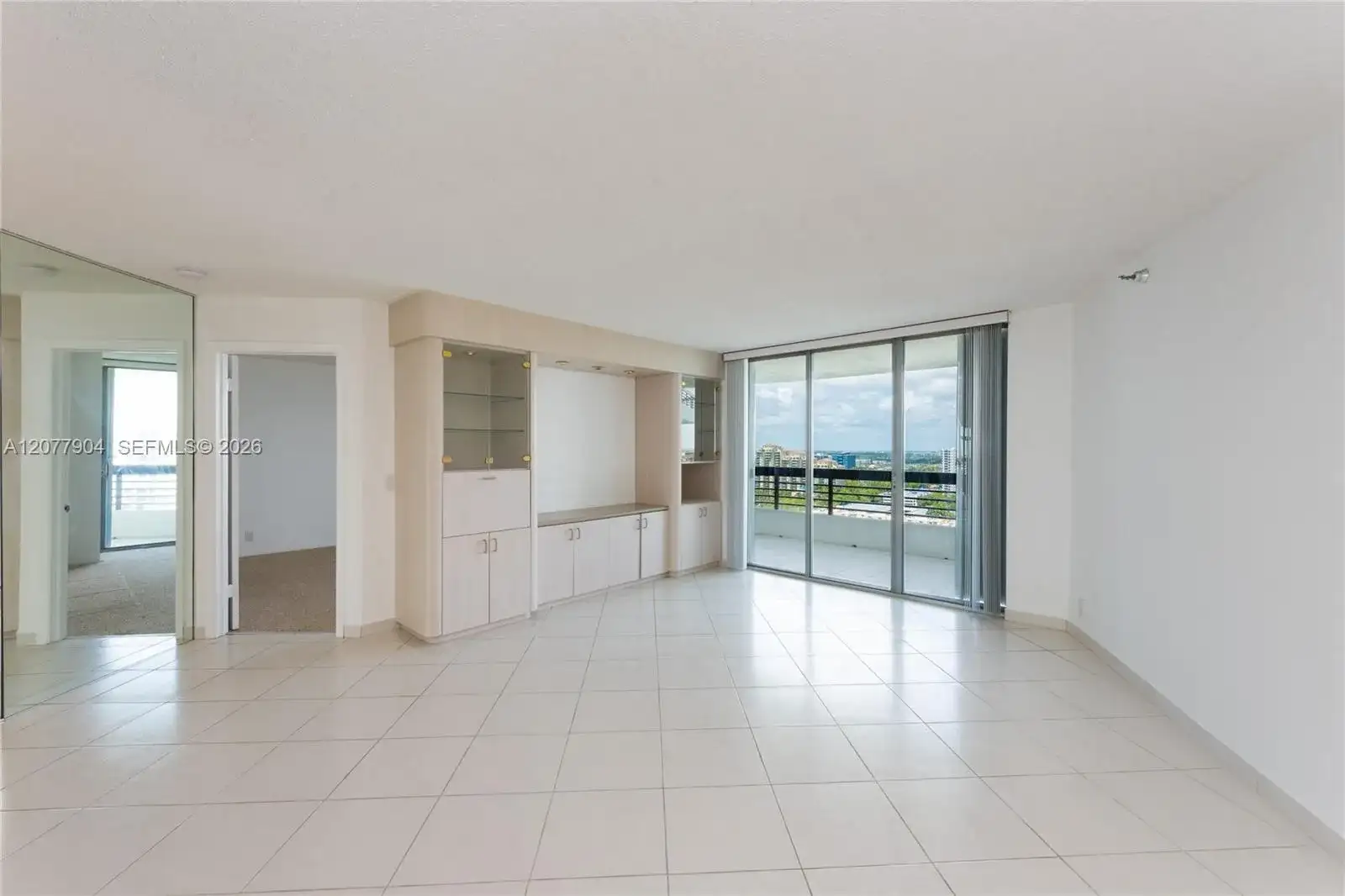 3500 MYSTIC POINTE DR # 2202, Aventura FL 33180 photo 5