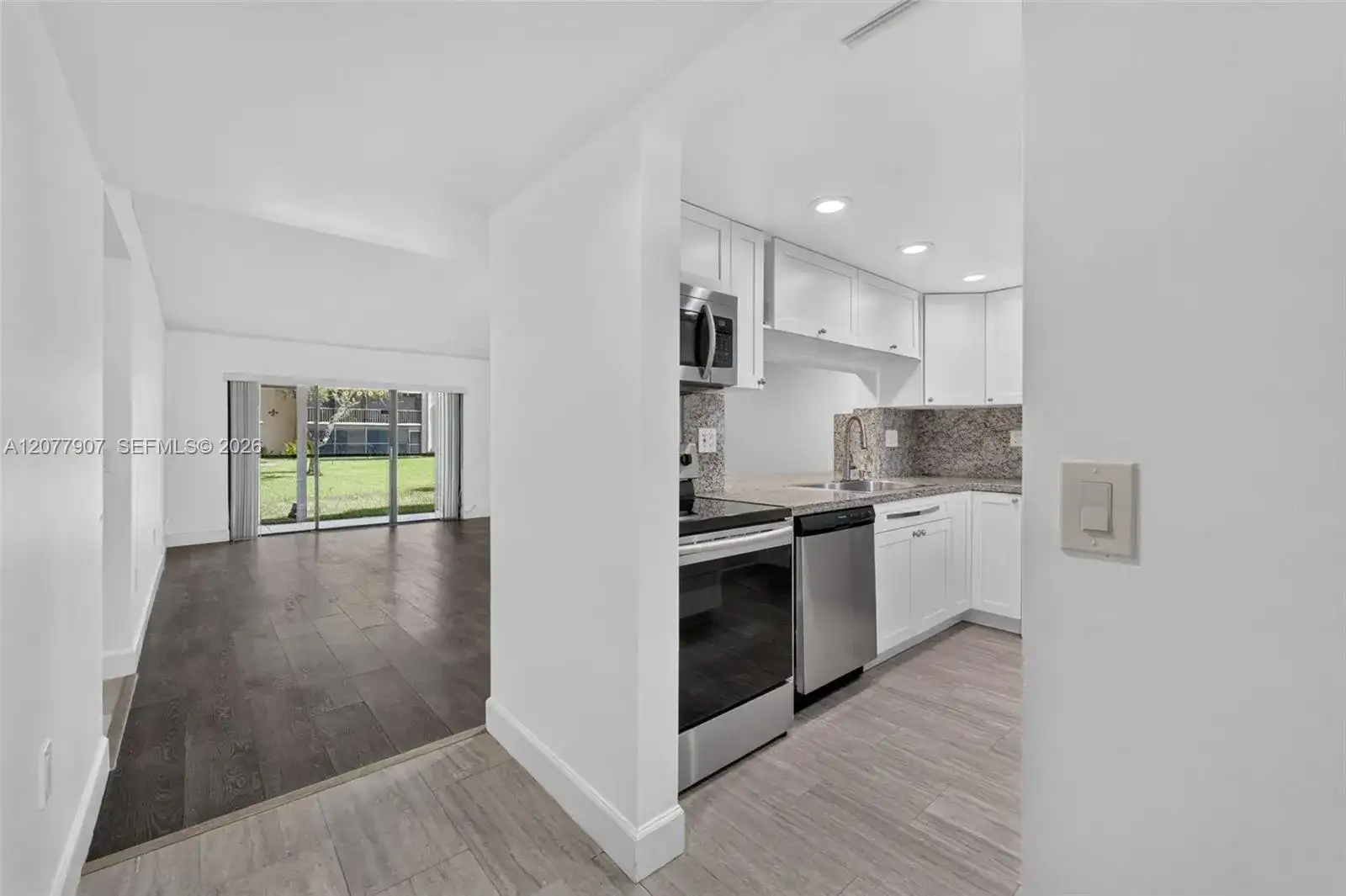 8415 SW 107th Ave # 143W, Miami FL 33173 photo 3