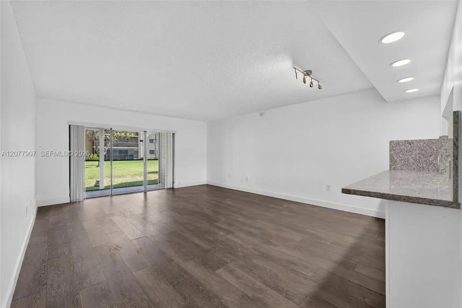 8415 SW 107th Ave # 143W, Miami FL 33173 photo 5