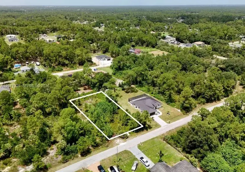 811 Edison Ave, Lehigh Acres FL 33972 photo 2