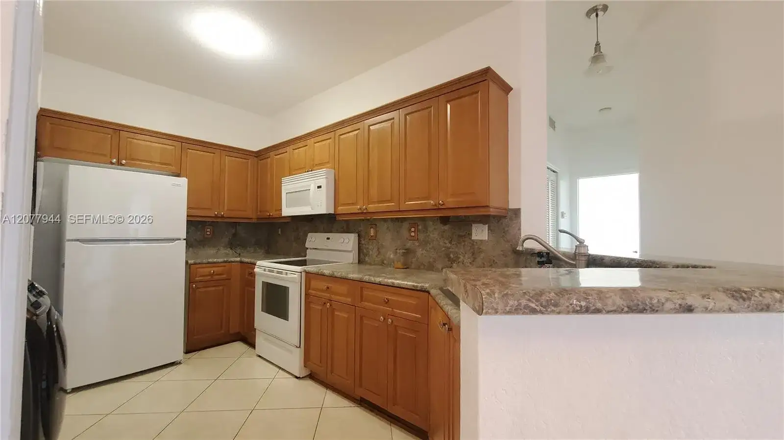 7070 NW 177th St # 10, Hialeah FL 33015 photo 2
