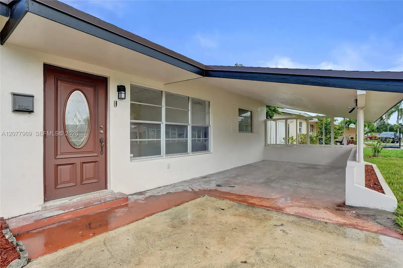 6761 Pershing St, Hollywood FL 33024 photo 5