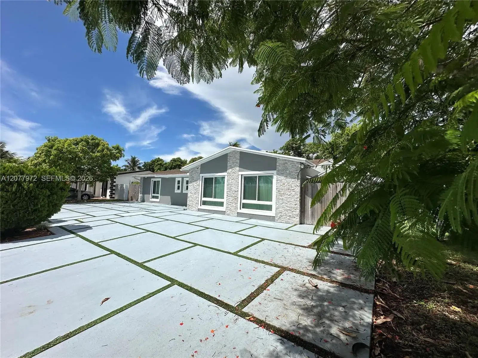 15244 SW 108th Ct, Miami FL 33157 photo 2